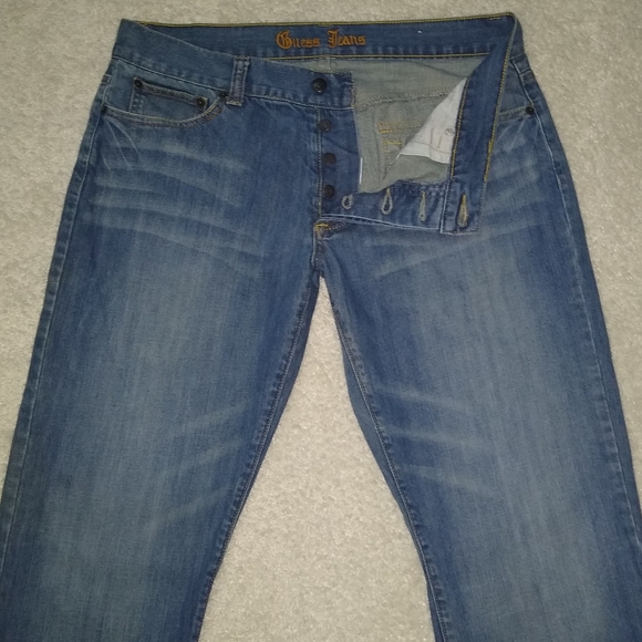 GUESS BUTTON FLY BLUE JEANS MEN'S 34 X 33 - Picture 5 of 6